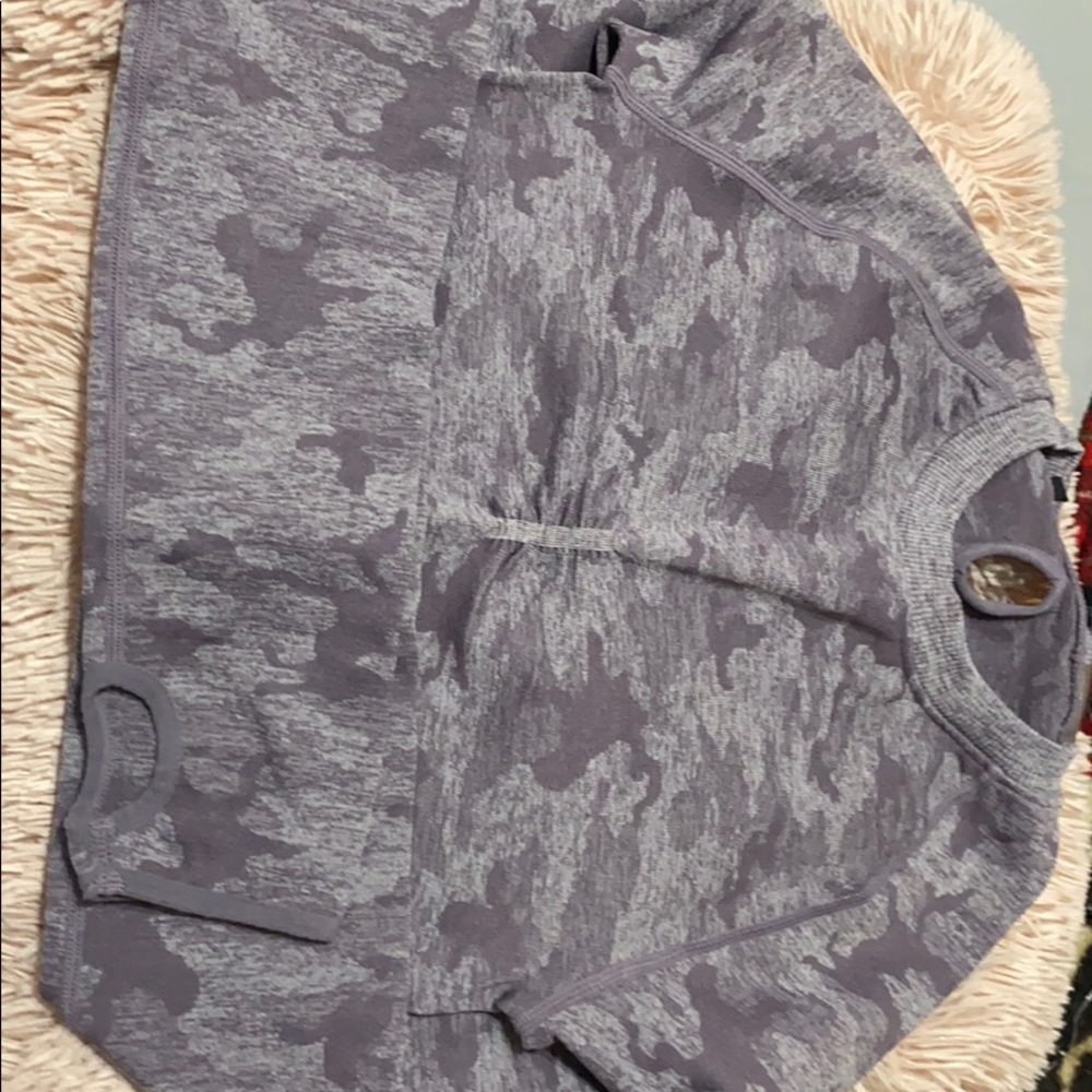 Gymshark camouflage cropped top